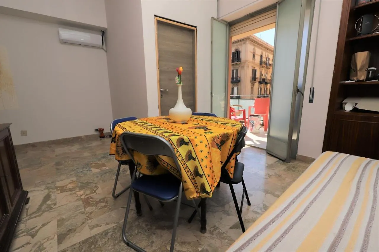 Homestay Casa Studenti E Giovani Turisti Fkk - Giochi Di Societa Ed Intimo Party - Volontari Benvenuti Apartment Palermo Italy