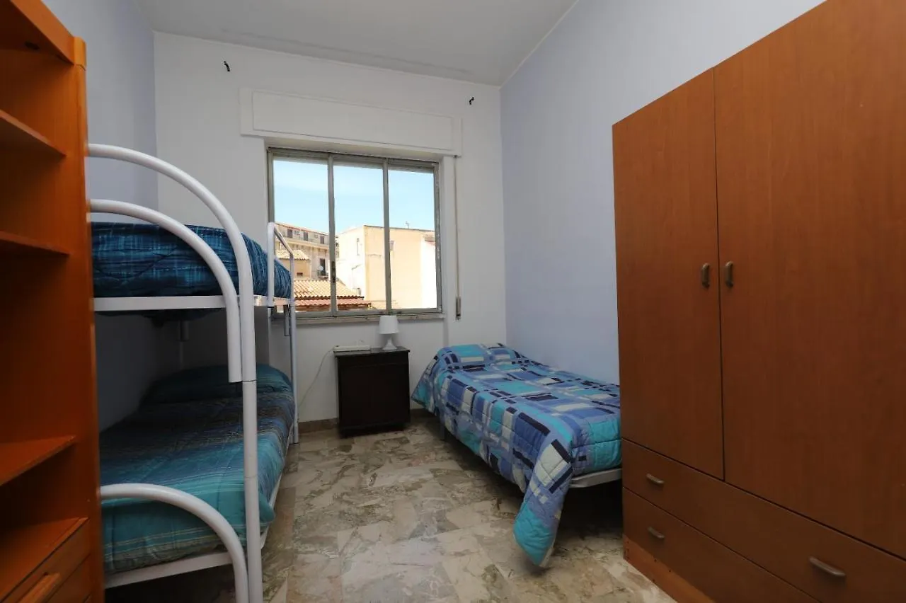 Homestay Casa Studenti E Giovani Turisti Fkk - Giochi Di Societa Ed Intimo Party - Volontari Benvenuti Apartment Palermo